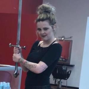 Meet your Posher, Julia